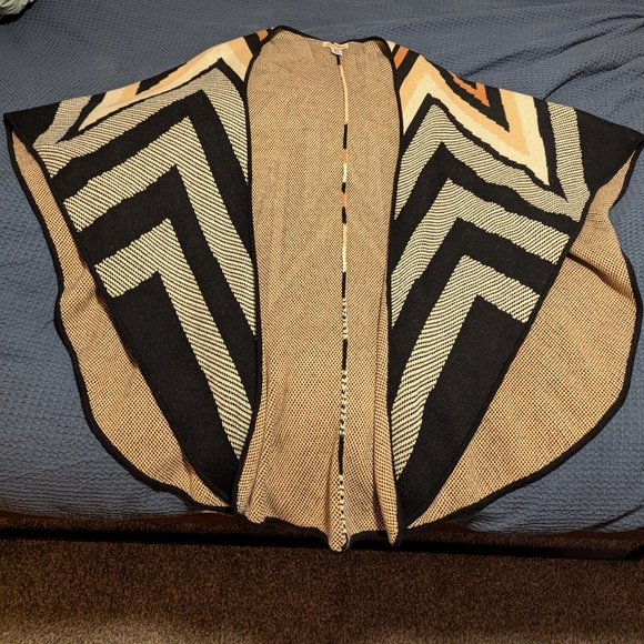 Mara Hoffman Knit Cape - Picture 5 of 7